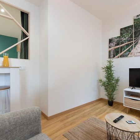 Esprit Jungle Apartment Roanne Luaran gambar